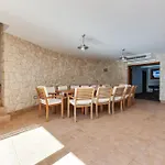 Paradise In With 6 Bedrooms, Pool And Gaming