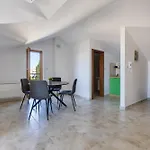 Paradise In With 6 Bedrooms, Pool And Gaming 别墅 *