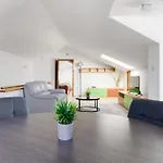Villa Paradise In With 6 Bedrooms, Pool And Gaming Zara