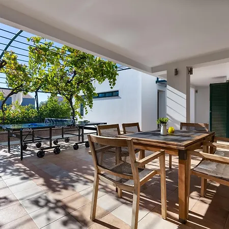 Paradise In With 6 Bedrooms, Pool And Gaming * Zadar