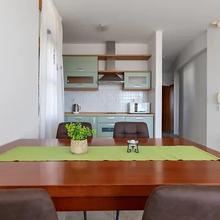 Paradise In With 6 Bedrooms, Pool And Gaming * Zadar
