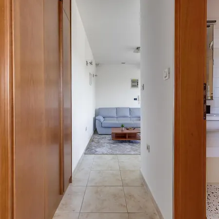 Paradise In With 6 Bedrooms, Pool And Gaming *