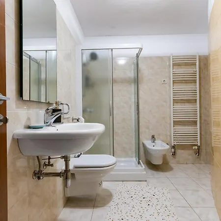 Paradise In With 6 Bedrooms, Pool And Gaming Вилла