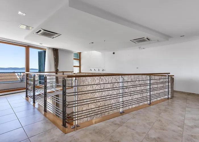 Βίλα Paradise In With 6 Bedrooms, Pool And Gaming *