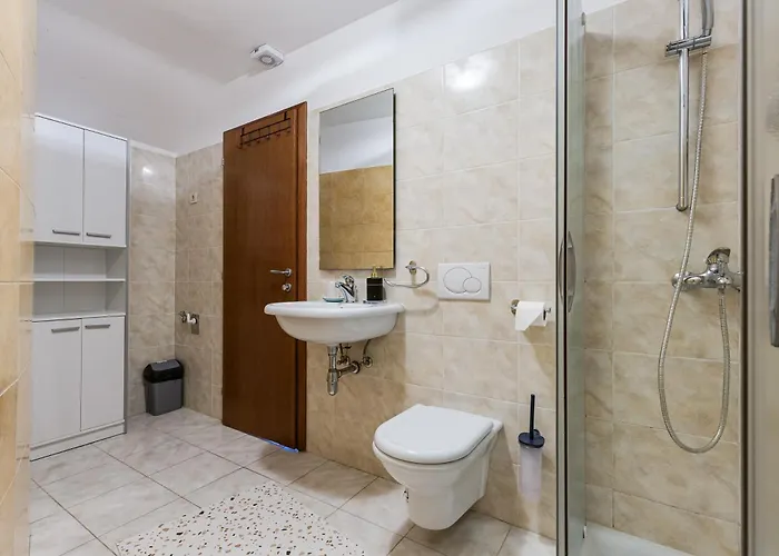 Βίλα Paradise In With 6 Bedrooms, Pool And Gaming *